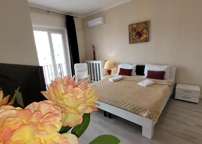 Ultra Central Anastasia 1